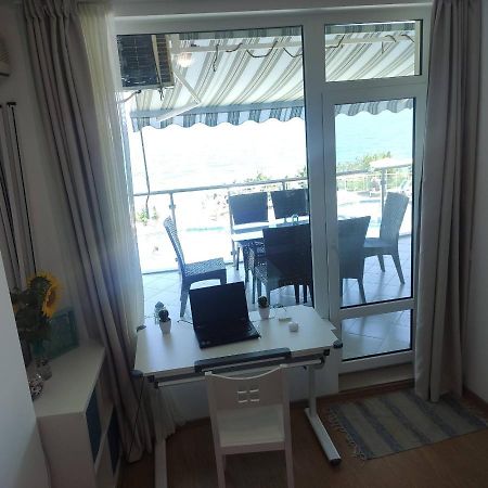 Silver A28 Byala  Bagian luar foto